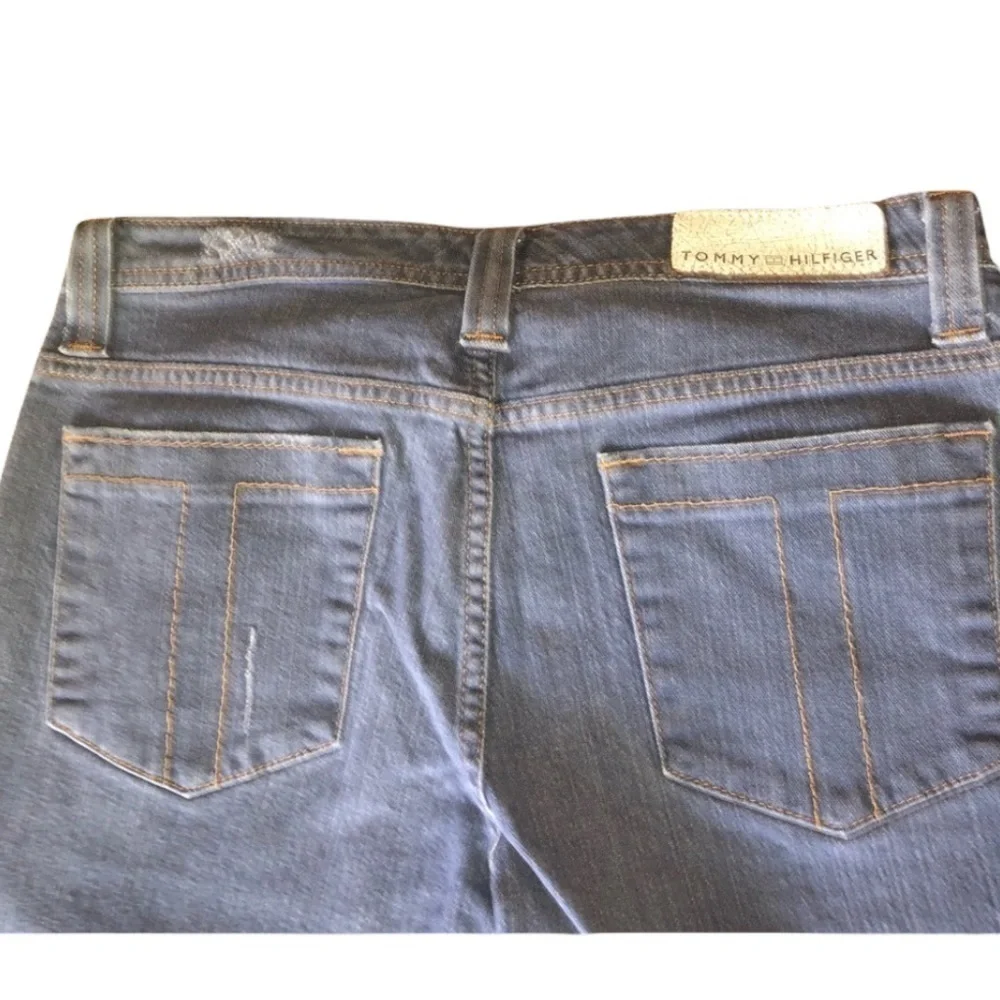vintage Tommy Hilfiger premium denim straight leg Medium Blue jeans Classic